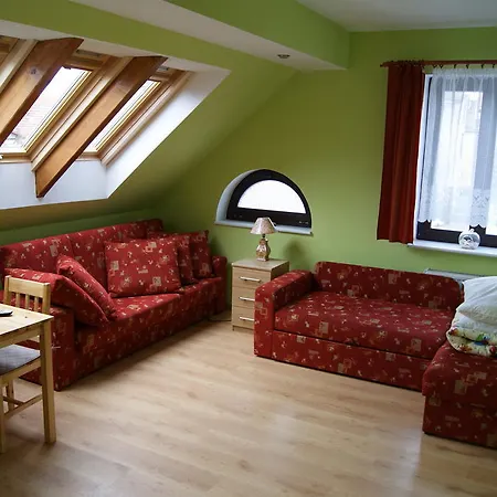 Domowe Zacisze ウストカ