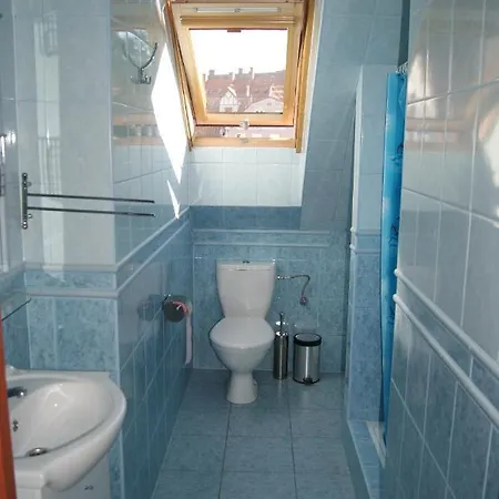 アパート Domowe Zacisze ウストカ